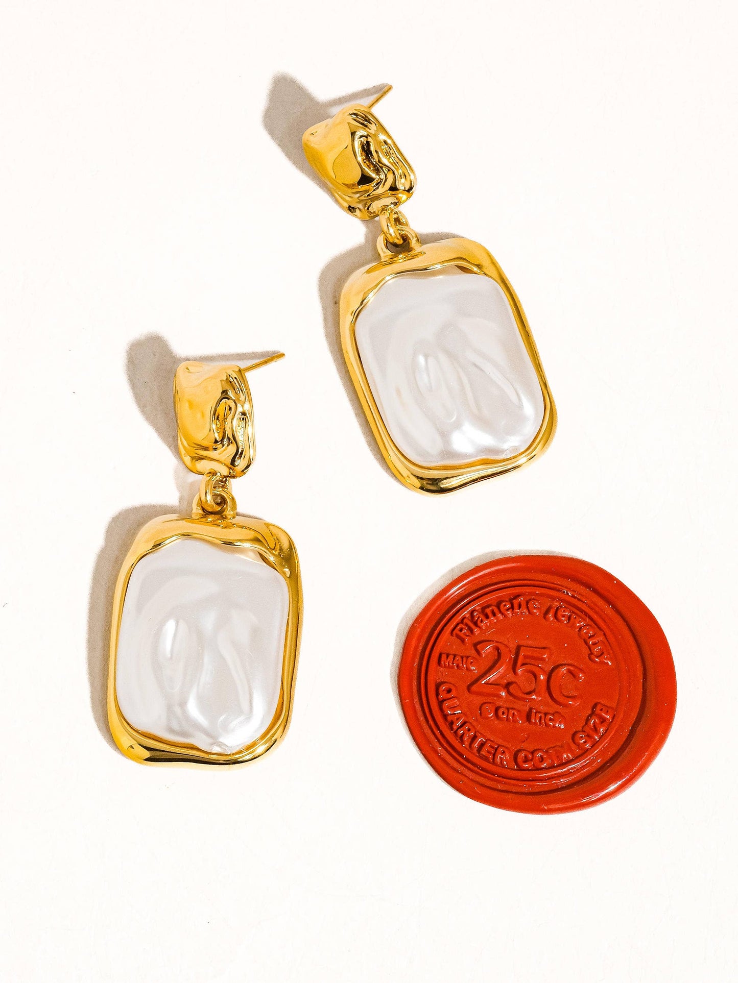 Jacques 18K Gold Non-Tarnish Square Pearl Earring