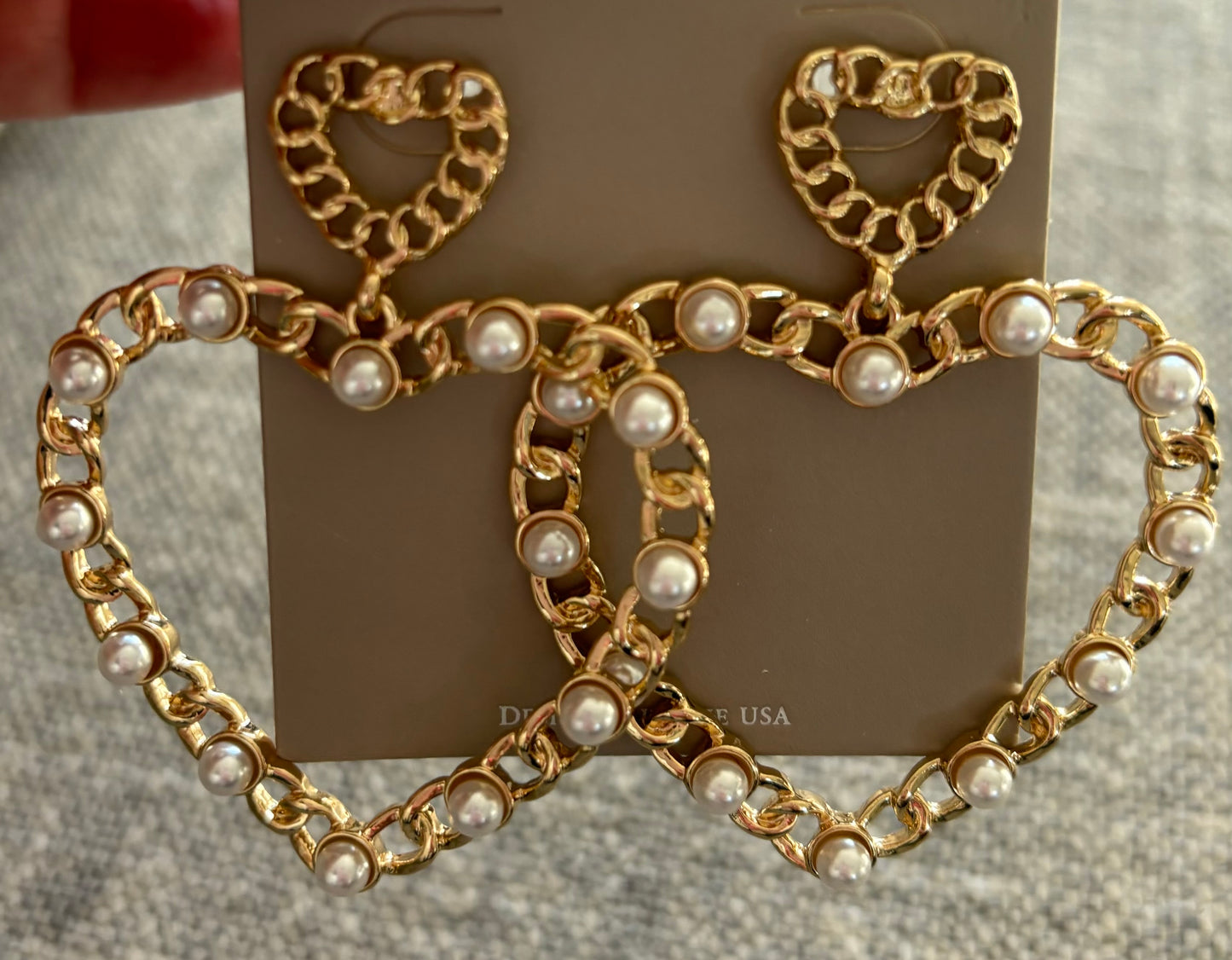 Dangling Gold Heart and Pearl Earrings