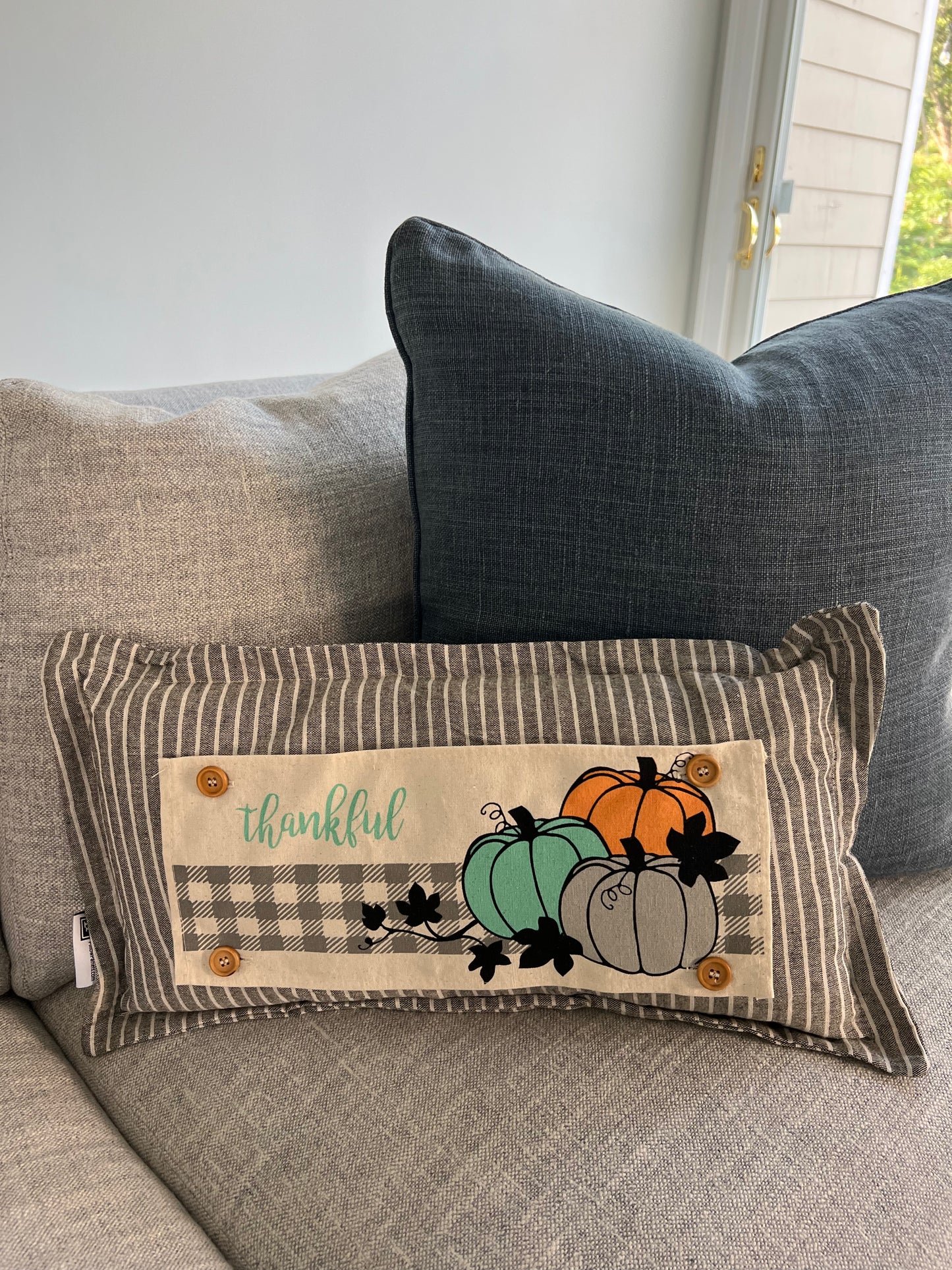 Seasonal Pillow Panel: Thankful Pumpkins
