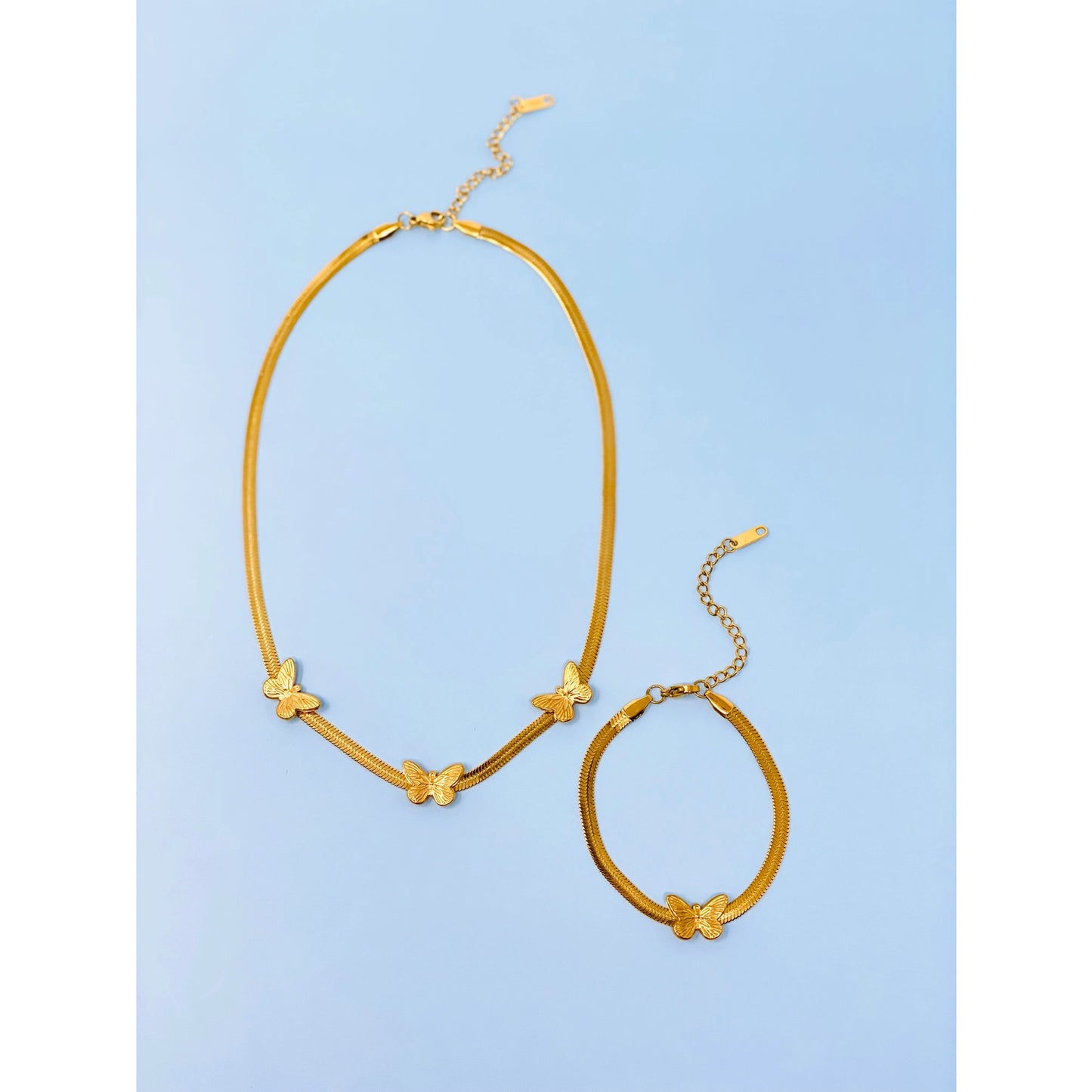 Blakely Necklace - Gold
