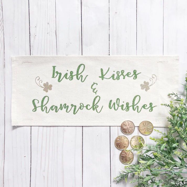 Glitter Panel: Irish Kisses & Shamrock Wishes; St. Patrick's Day, Gold Clover Irish Kisses