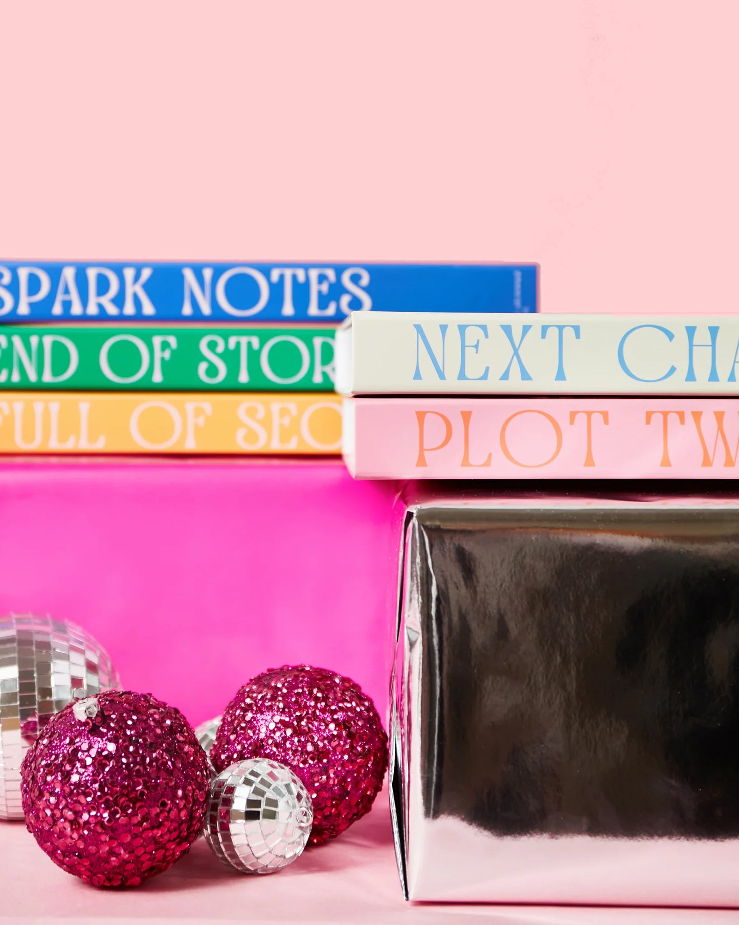 Good Reads | Decorative Book Storage Stack