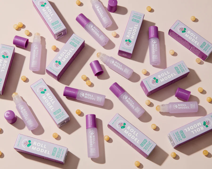 Hero Status Roll Model Smoothing Roll-On Eye Serum