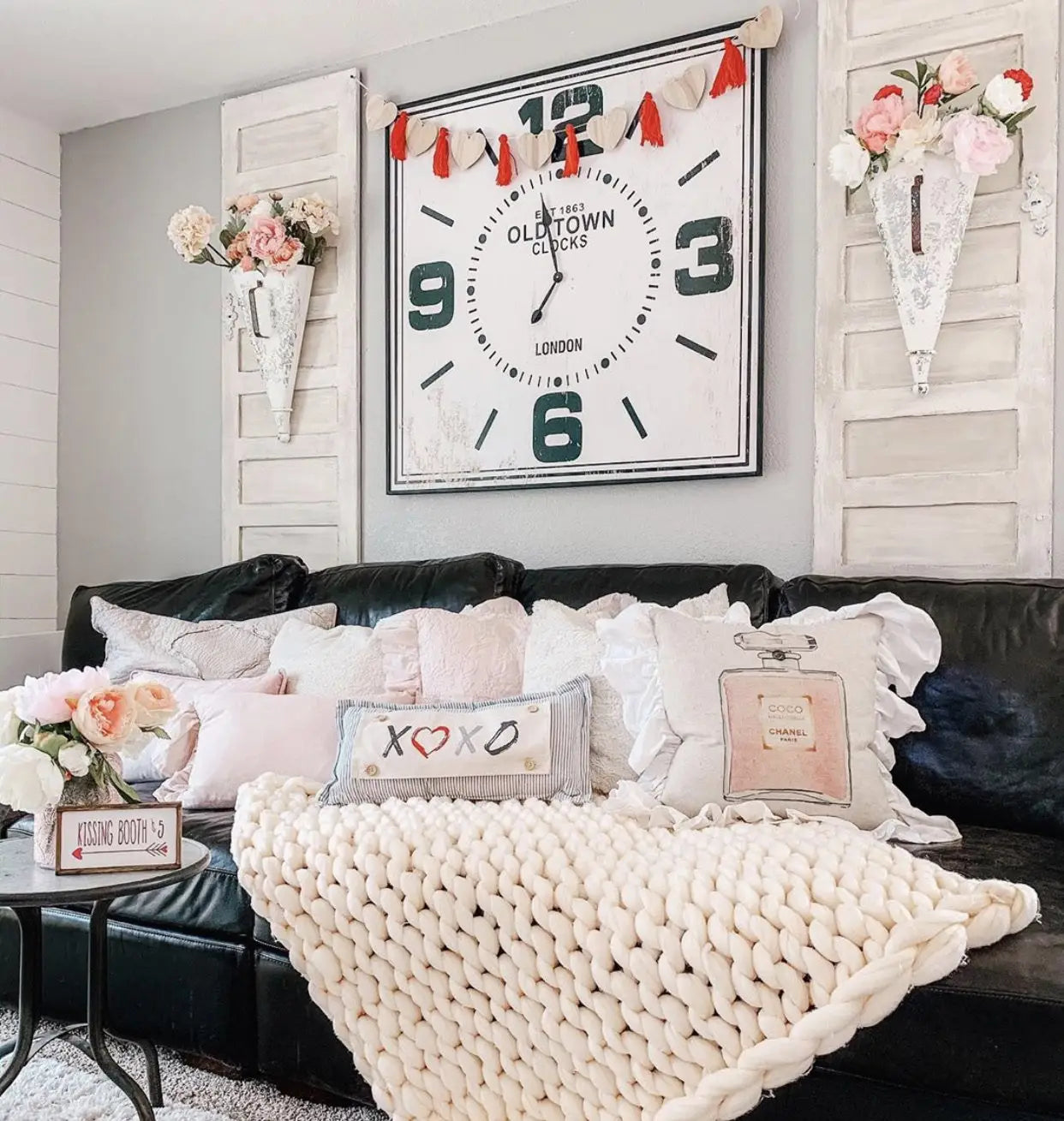xoxo Valentine's Day Pillow Panel