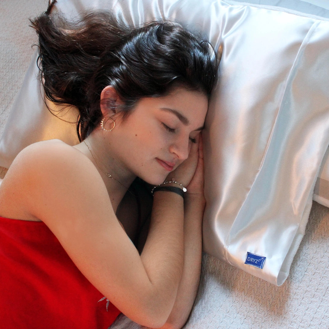 White Satin DryZzz - The Pillowcase for Wet-heads