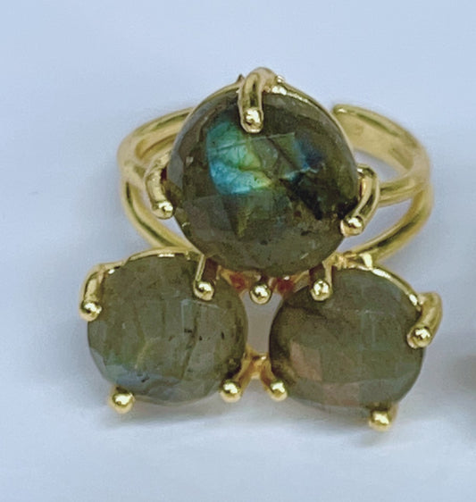 Adjustable triple stone ring