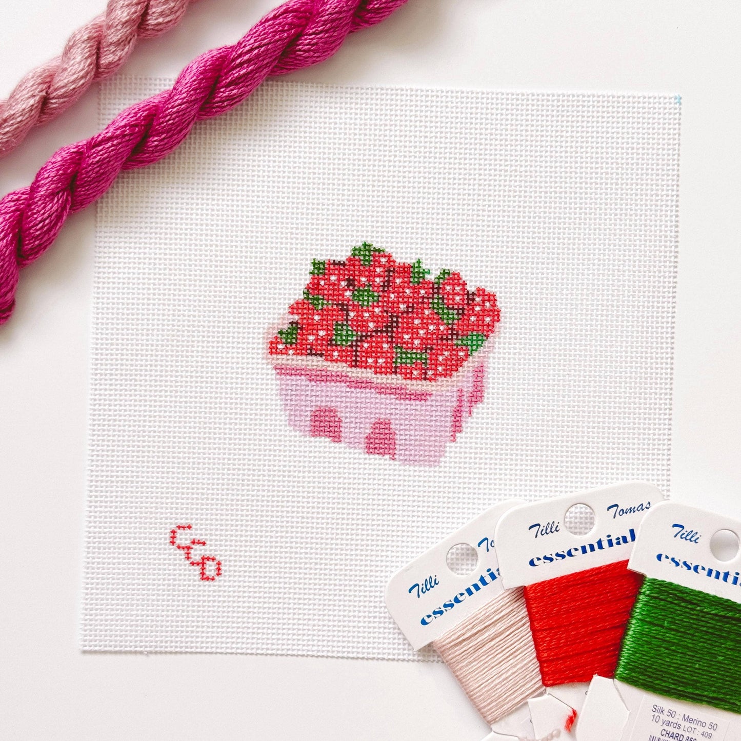 Strawberry Basket Needlepoint Canvas 18 Mesh 4” Design, Summer Strawberries Needlepoint Canvas modern Hand Painted