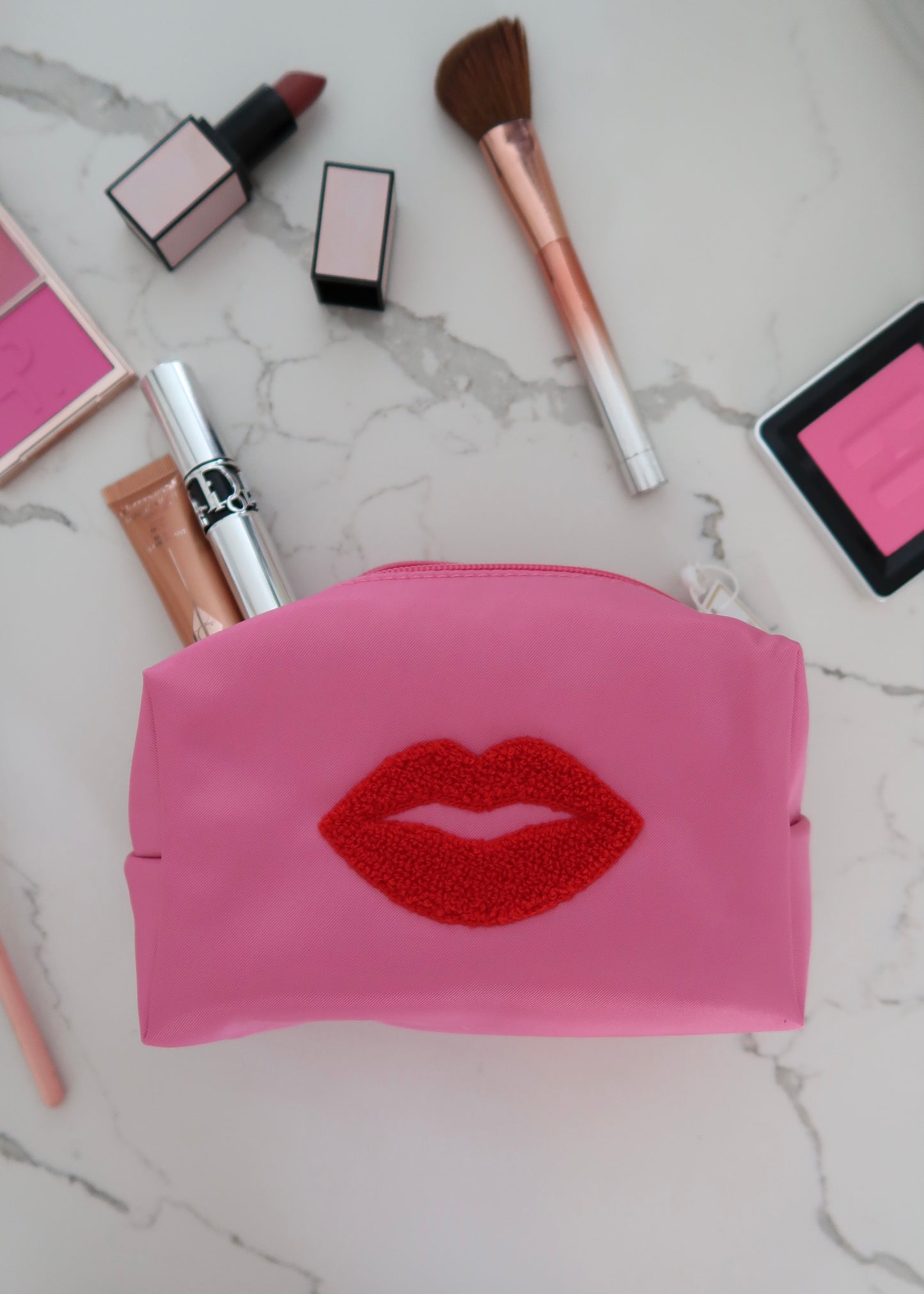 Cara Lips Cosmetic Pouch / Bag, Pink