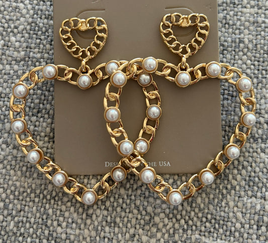 Dangling Gold Heart and Pearl Earrings