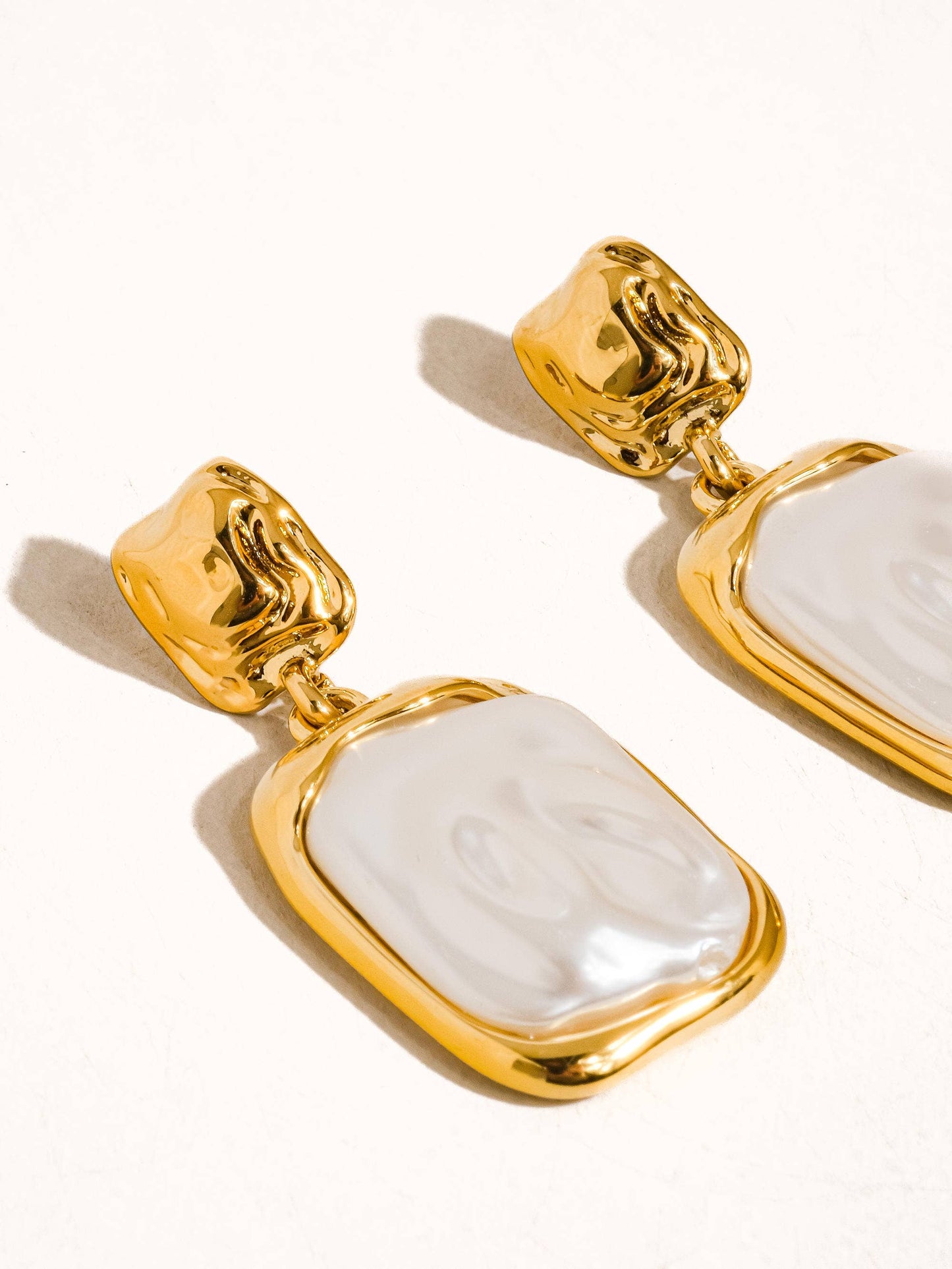 Jacques 18K Gold Non-Tarnish Square Pearl Earring